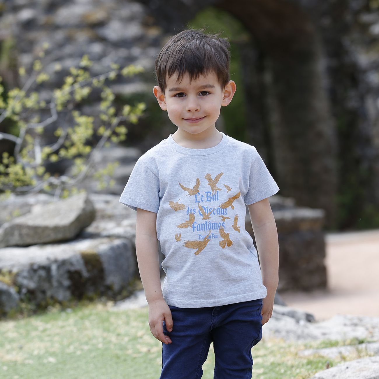 Debout dans spectacle t-shirt Bal des Oiseaux Fantômes enfant