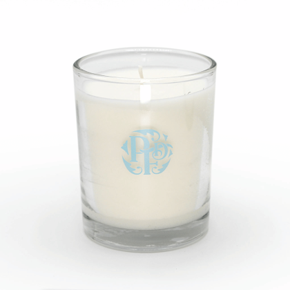 Bougie parfumée au jasmin avec un contenant élégant, présentée sur un fond neutre, boutique officielle du Puy du Fou.