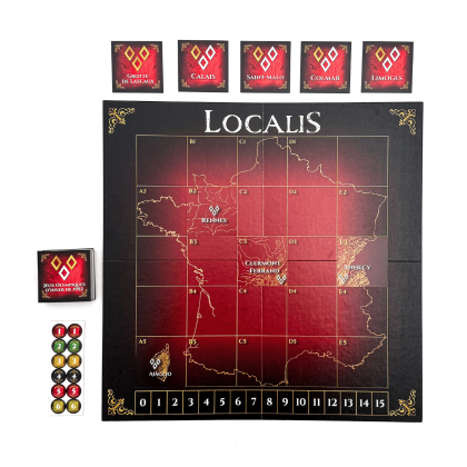 Plateau du jeu de société Localis Puy du Fou avec cartes de lieux en haut, carte de France partiellement complétée et jetons de score à gauche.