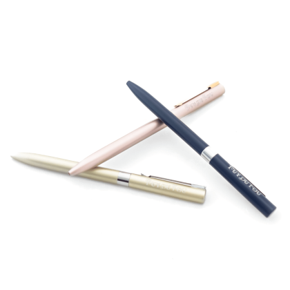 Trio de stylos Puy du Fou 1900 bleu, rose et or clair