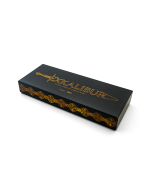 Jeu Exkalibur Puy du Fou coffret noir et or vue de trois quarts