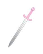 Épée mâcles en bois avec un manche rose, vue de face sur fond blanc, boutique officielle du Puy du Fou.