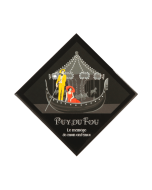 Magnet Puy du Fou Le Mime et l'Étoile avec le mime et l'étoile dans une gondole devant un manège illuminé, citation Le manège de mon enfance