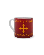 Mini mug rouge Mousquetaire Puy du Fou – motifs ornementaux dorés – spectacle Le Mousquetaire de Richelieu