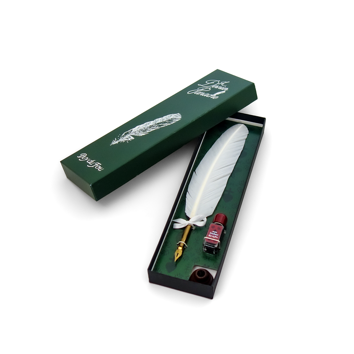 Coffret complet Le Dernier Panache Puy du Fou, écrin vert ouvert avec plume blanche naturelle, fiole encre bordeaux et support
