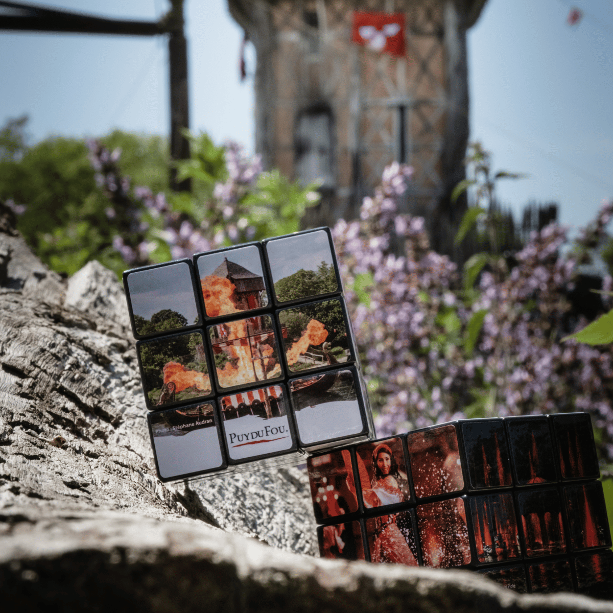 Deux Rubik's cube Puy du Fou