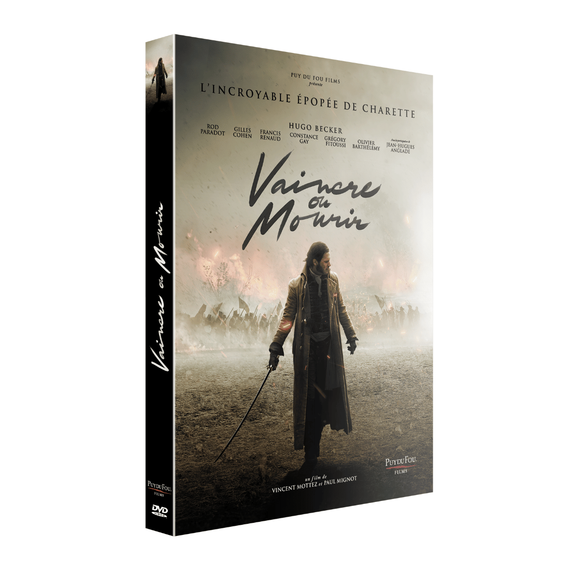 Jaquette DVD du film Vaincre ou Mourir montrant un personnage en costume d’époque tenant un sabre, sur un champ de bataille brumeux avec des soldats à l’arrière-plan, titre et noms des acteurs en haut, produit officiel de la boutique du Puy du Fou.