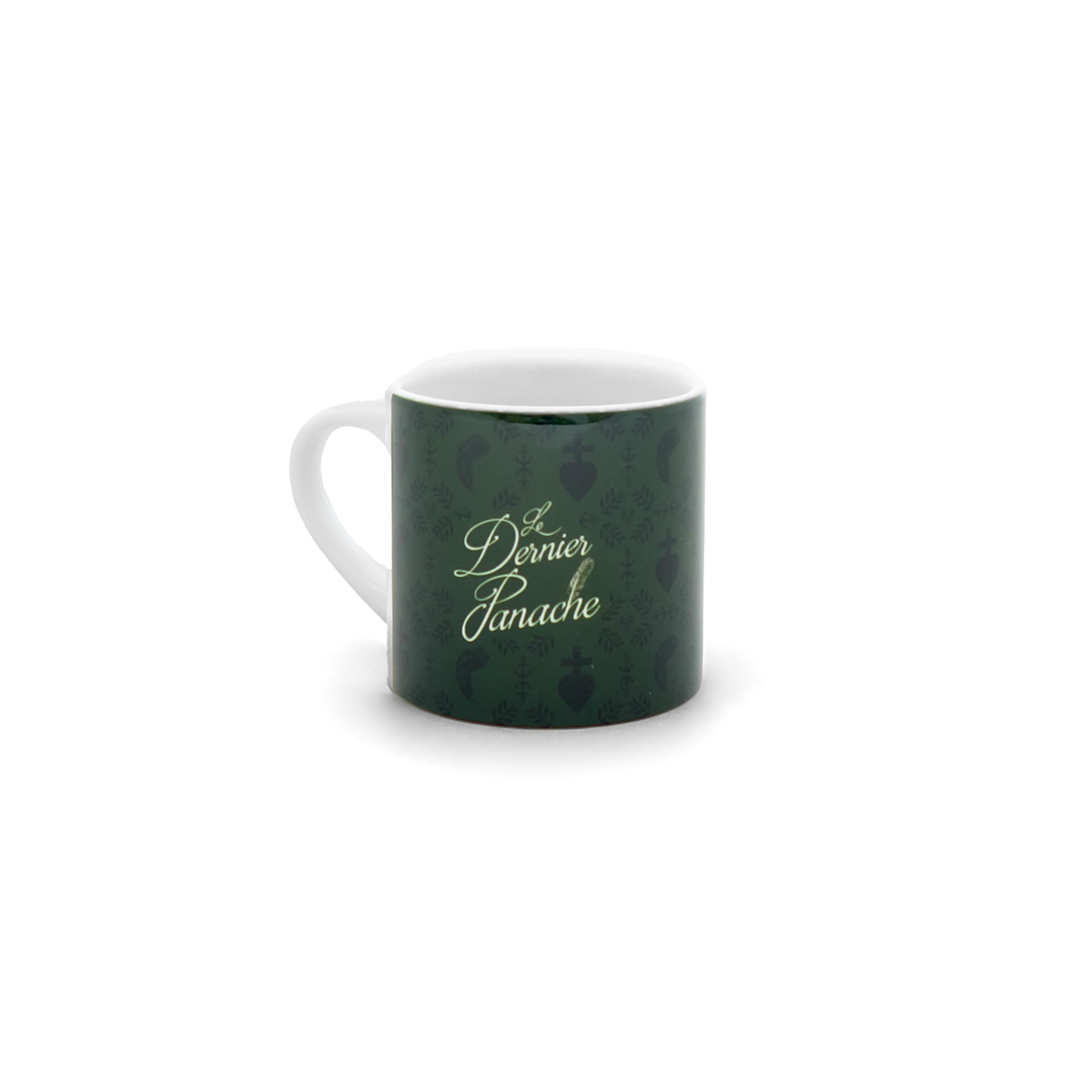 Mini mug Le Dernier Panache Puy du Fou, face avec le titre en calligraphie blanche et panache illustré sur fond vert profond