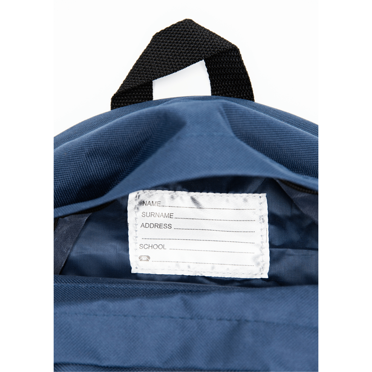 Petit sac à dos à motif cheval, zoom sur l'étiquette à personnaliser, boutique officielle du Puy du Fou.