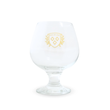 Verre à cognac blason du puy du fou - de face