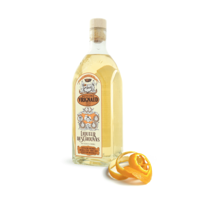 Liqueur des Chouans aux écorces d'orange - bouteille de bais avec écorces d'orange