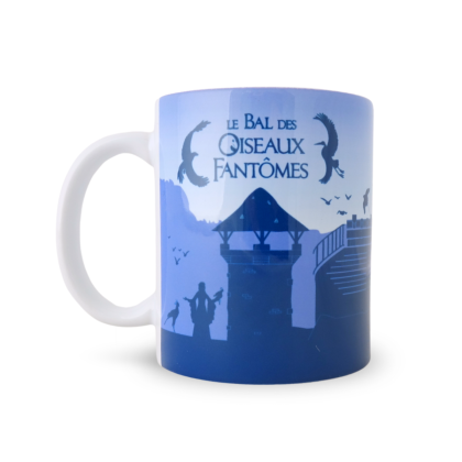 Mug bleu Le Bal des Oiseaux Fantômes - de face