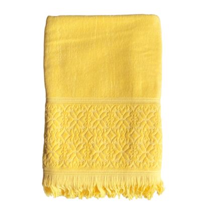 Serviette de plage jaune Puy du Fou pliée